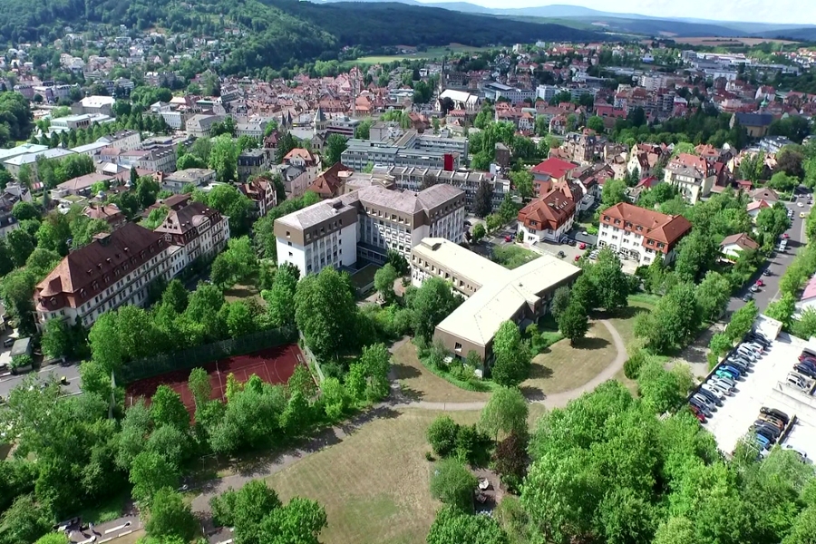 Klinik Saale Luftbild